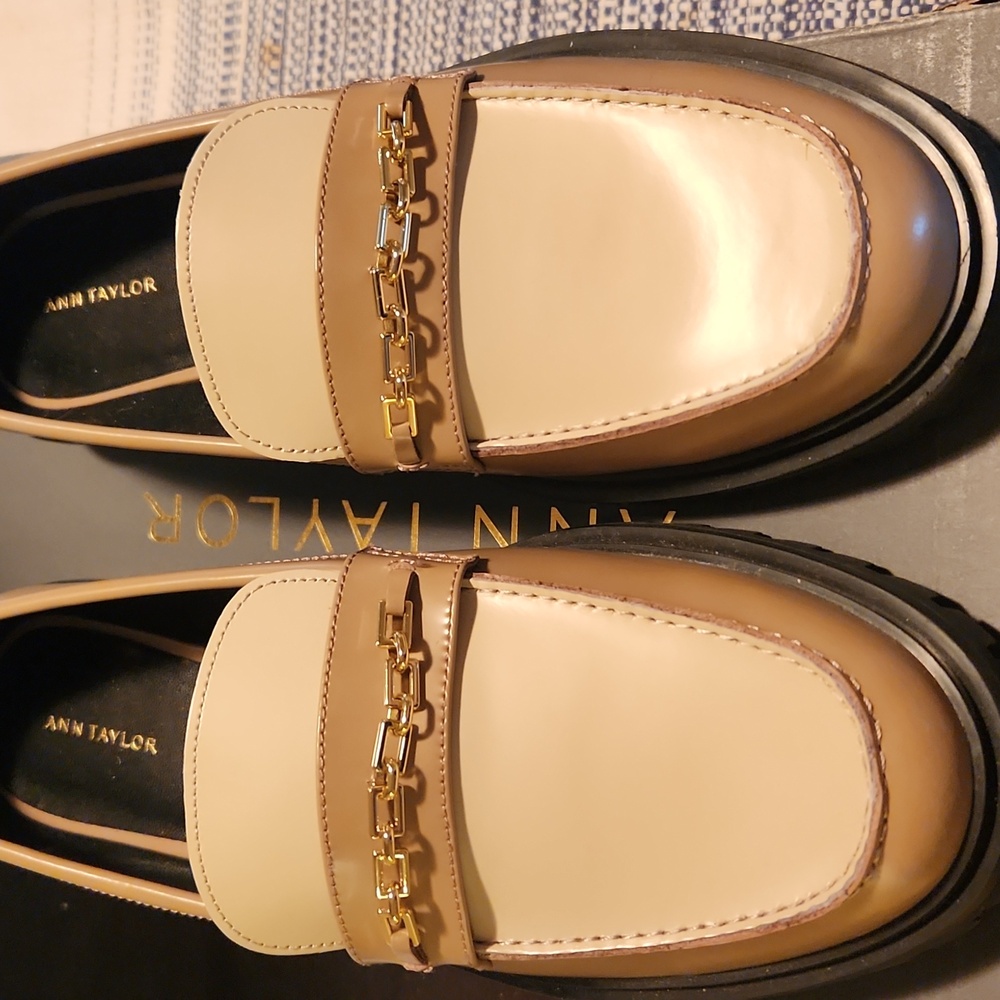 NWT, Ann Taylor lug sole loafer